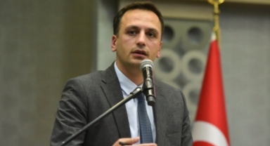 Başkan Eşki'den AK Partili Yıldız'a: Camiyi açtığımızda metreyle gelip ölçer