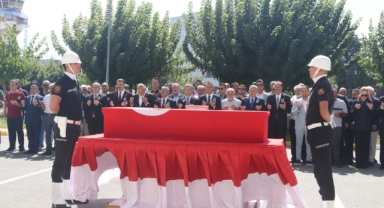 Batı Şeria'da İsrailli askerlerin öldürdüğü Ayşenur için İzmir'de tören