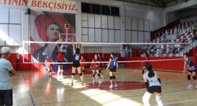 Bayraklı’da 9 Eylül voleybol turnuvası