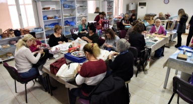 Bornova’da hobi ve beceri edindirme kursları başlıyor