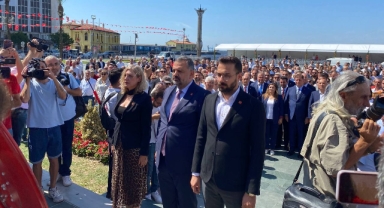 CHP İzmir'den 9 Eylül töreni... Kim ne mesaj verdi?