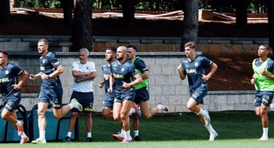 Fenerbahçe’de derbi mesaisi başladı