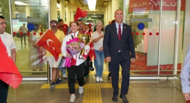 Gaziemirli Melisa dünya şampiyonu