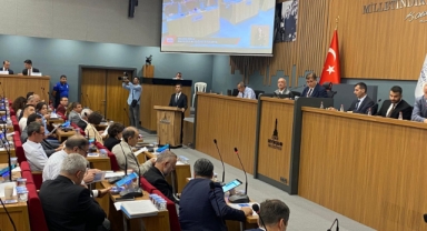 İZSU'dan 5 saatlik meclis... Stratejik planına oy çokluğu!