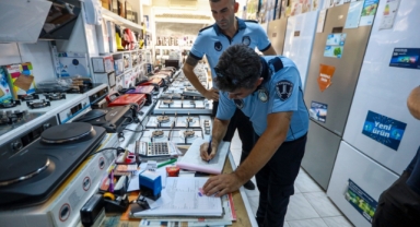 Karşıyaka’da zabıta ekiplerinden işgal denetimi