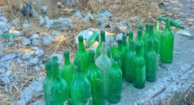Tarihi yapıya yakışmayan görüntü... Bergama'da çevre katliamı!
