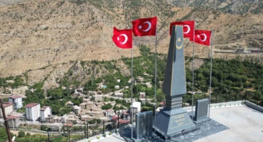 Uludereli 154 şehidin ismi anıt üzerinde yaşatılıyor