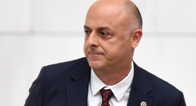 Ümit Özlale İYİ Parti'den istifa etti
