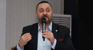 Ünal ile Ünsal arasında 'mikrofon' tartışması!