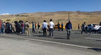 Van’da feci kaza: 2 ölü, 4 yaralı