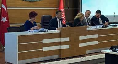 Bornova’da dayanışma örneği… Beydağ’a araç desteği!