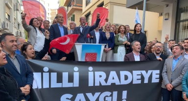 CHP İzmir’den Ahmet Özer’e destek geldi: Halkın iradesi yok sayıldı