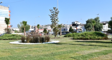 Çiğli Belediyesi’nden yeşillendirme atağı