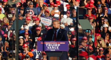 Donald Trump suikaste uğradığı Pensilvanya'dan rakiplerine meydan okudu