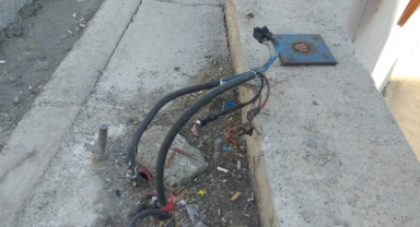 Elektrik kabloları için uyarmıştık… ‘Faciaya davetiye’ çıkarıyor!