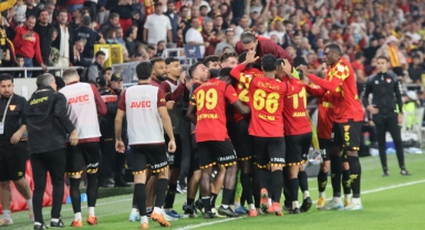 Göztepe Trabzon'u 10 kişiyle yıktı!