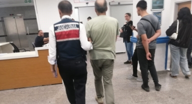 Jandarmayı görünce araçtan atladı... Terör örgütü üyesi olduğu ortaya çıktı!