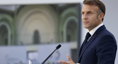 Macron: Silahların ihracatının durdurulması çatışmaları sonlandırmanın tek yolu