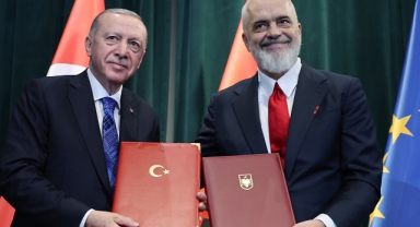 Türkiye ve Arnavutluk arasında 4 anlaşma imzalandı