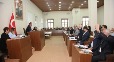 Urla'da dev bütçeye onay!
