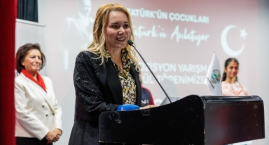 Atatürk’ün çocukları Konak'ta Atatürk’ü anlattı