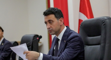 Başkan Önal açıkladı: Havuz yıkılıyor!