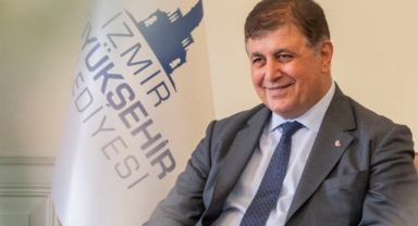 Başkan Tugay’dan öğretmenlere mesaj: Değer bilmeyenlere değerinizi anlatmak için yanınızdayım