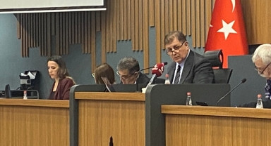 Başkan Tugay'dan 'yürüyen merdiven' açıklaması: Firma ile hukuki süreç başladı