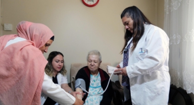 Bayraklı'dan ücretsiz sağlık hizmeti
