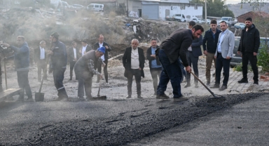 Bornova’da yol çalışmaları tam gaz