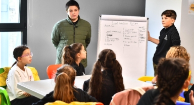 Çocuk Meclisi’nin komisyon toplantıları başladı... İzmir’de çocukların da sözü var