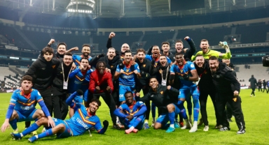 Hedef Avrupa kupaları... Göztepe'de görkemli zafer!