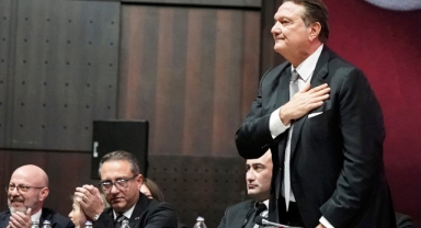 Hasan Arat, Beşiktaş Kulübü başkanlığından istifa etti
