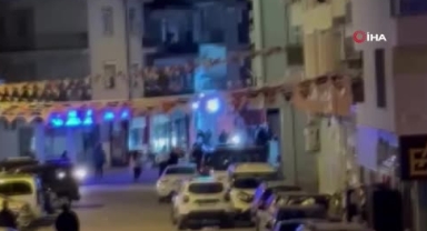 İzmir'in o ilçesi bir anda karıştı... 2'si ağır 3 polis yaralı!
