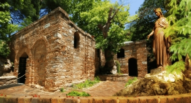 Meryem Ana Evi Otoparkı için Bakanlık’tan karar: Yılbaşına kadar ücretsiz