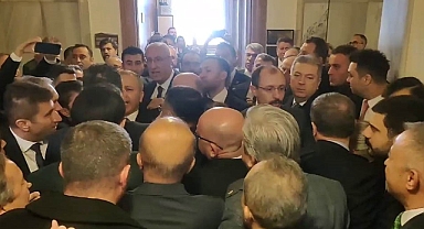TBMM'de olay... Arbede çıktı!