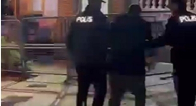 34 yıl hapis cezasıyla aranıyordu... Kovalama sonrası yakalandı!