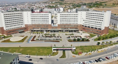 9 yaşındaki çocuk, kuduz nedeni ile hayatını kaybetti