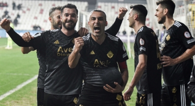 Altay’ın en golcüsü 43 yaşındaki Murat Uluç