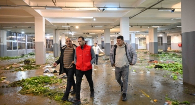 Başkan Eşki’den pazarcıya temizlik ve düzen tepkisi