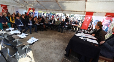 Başkan Sengel nöbet alanında yapılan meclisten seslendi: Adaletin tecelli edeceğine inanıyorum!