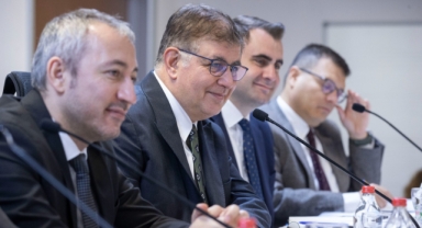 Başkan Tugay müjdeyi verdi: Yeni kreşler açacağız!