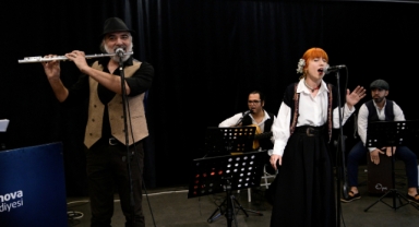 Bornova'da etnik müzik atılımı... Grup İlyada sahneye hazırlanıyor