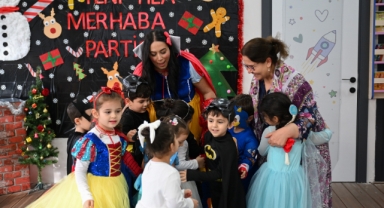 Bornova’da miniklere yeni yıl coşkusu