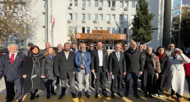 Karşıyaka’daki o ihale mahkemelik oldu… AK Parti’den ‘Ünsal’a tepki!