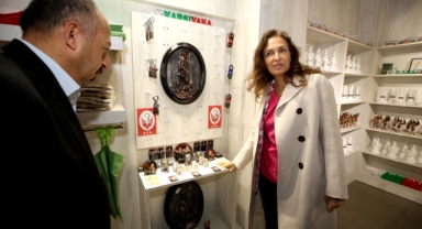 Karşıyaka’nın simgeleri hediyelik eşyalara dönüşüyor