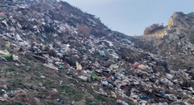 Kınık’ta çöp vadisi… Halk ve ilçe tehdit altında!