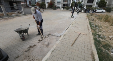 Menderes’te yollar yenileniyor