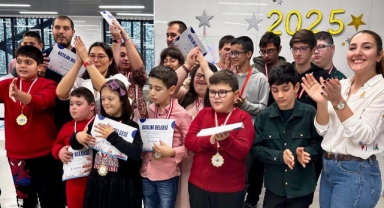 Özel çocuklar yeni yıla başarı mutluluğuyla giriyor