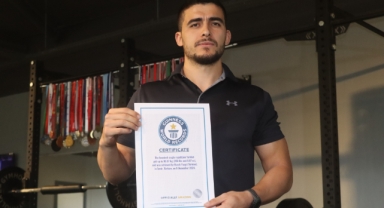 'Türk Kalkışı' hareketiyle Guinness’e girdi